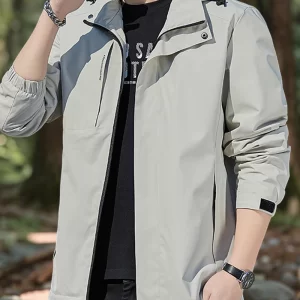 Korean Fashion Hiking Jacket Waterproof Slim Fit Zip Up Hooded Jacket Men Spring Camping Coats with Zipper Pockets